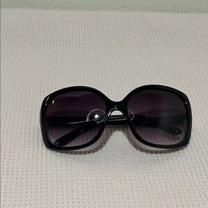 Jones New York Sunglasses with Leopard Print Case